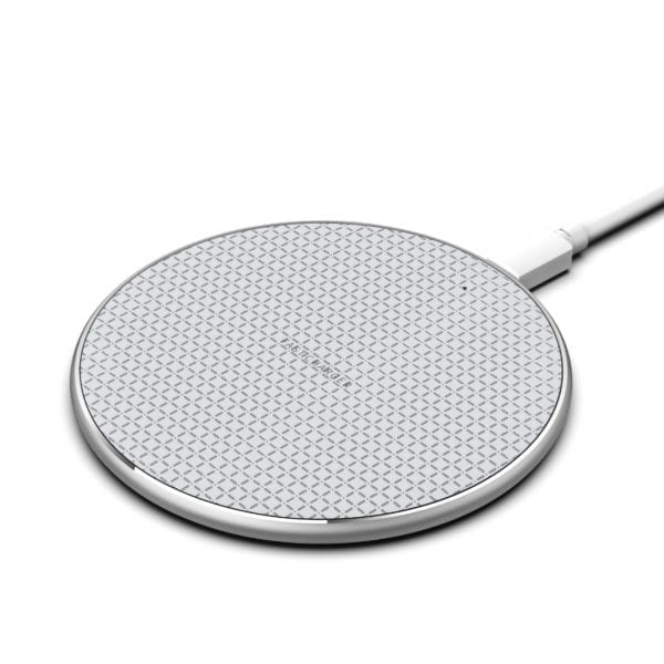 15W Fast Wireless Charger Pad.