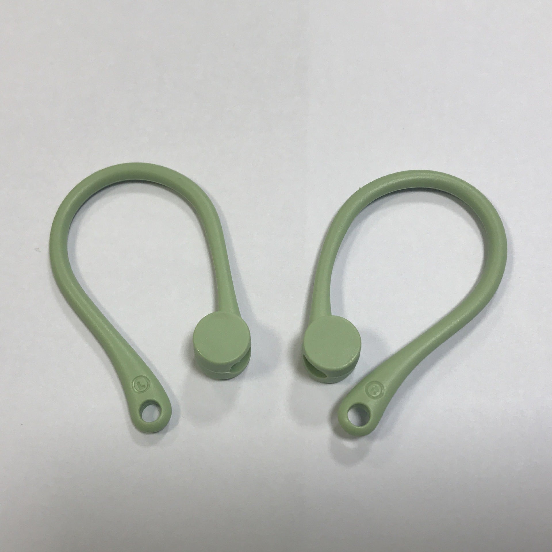 Anti-Lost And Anti-Drop TPU Earphone Buckle.