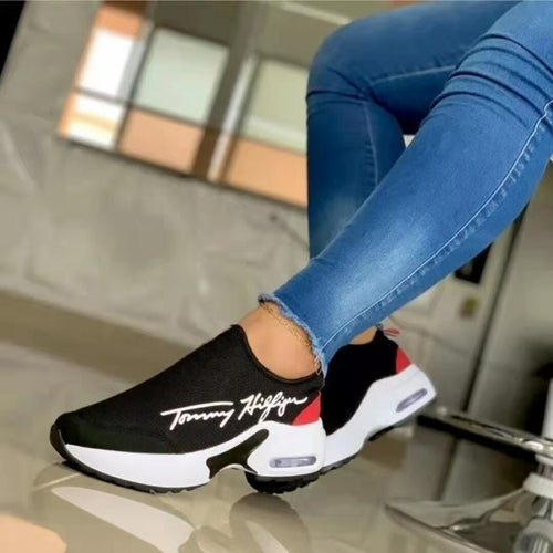 Casual Breathable Wedges Ladies Walking Sneakers Flat Women Shoes.