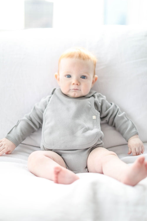 Smart Long Sleeve Kimono Bodysuit + Bib - Gray.