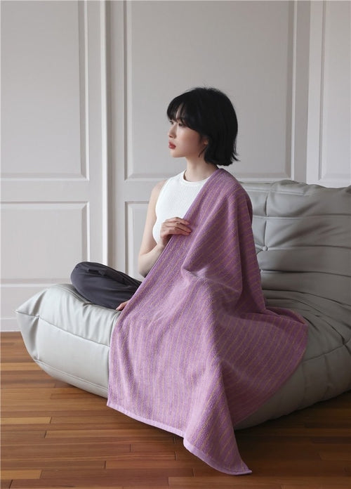Ultra Soft Absorbent Retro Stripe Bath Towel - 100% Organic Cotton.