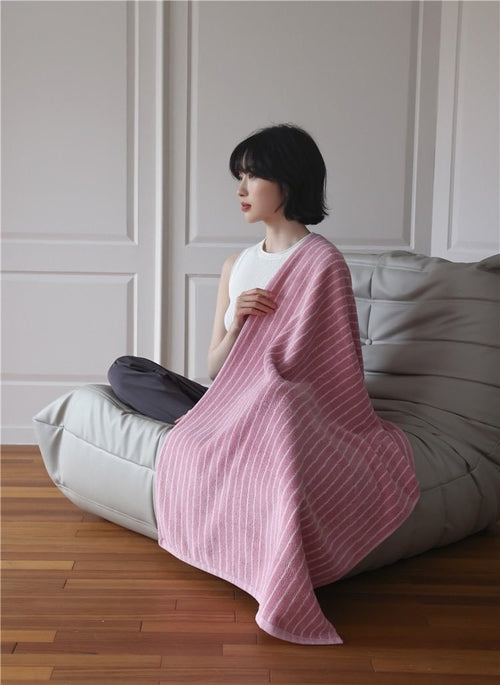 Ultra Soft Absorbent Retro Stripe Bath Towel - 100% Organic Cotton.