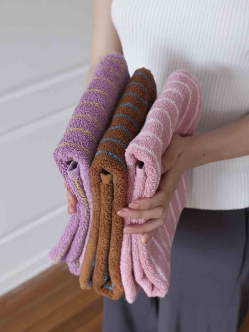 Ultra Soft Absorbent Retro Stripe Bath Towel - 100% Organic Cotton.